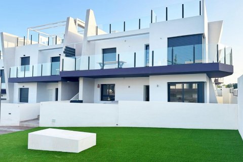 Apartment in San Miguel de Salinas, Alicante, Spain 3 bedrooms, 94 sq.m. No. 112901