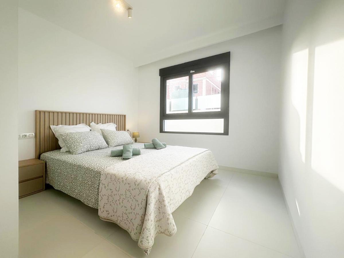 Apartment à San Miguel de Salinas, Alicante, Espagne 3 chambres, 94 m2 No. 112901