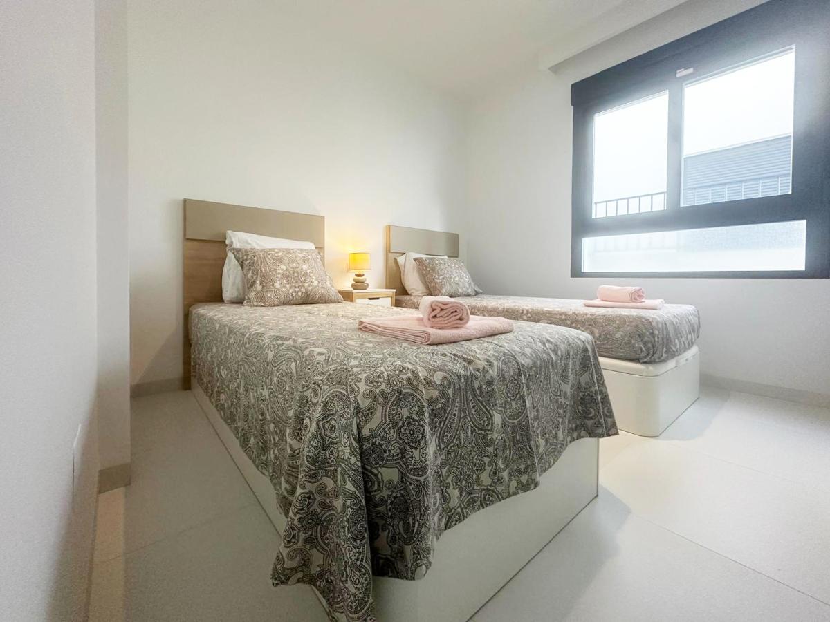 Apartment à San Miguel de Salinas, Alicante, Espagne 3 chambres, 94 m2 No. 112901