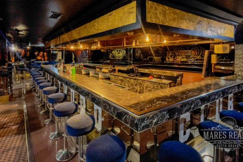 Commercial property in Lloret de Mar, Girona, Spain 1100 sq.m. No. 91156