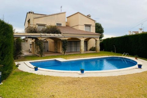Talo Cambrils, Tarragona, Espanja 7 makuuhuonetta, 466 m2 No. 21573