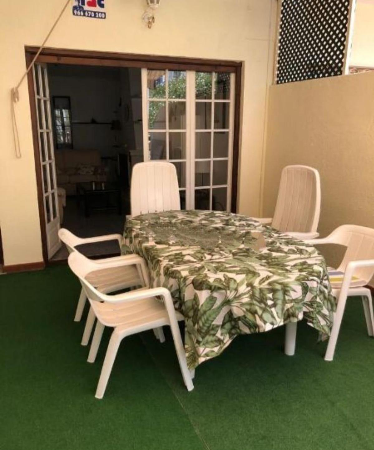 House à Santa Pola, Alicante, Espagne 3 chambres, 98 m2 No. 97054