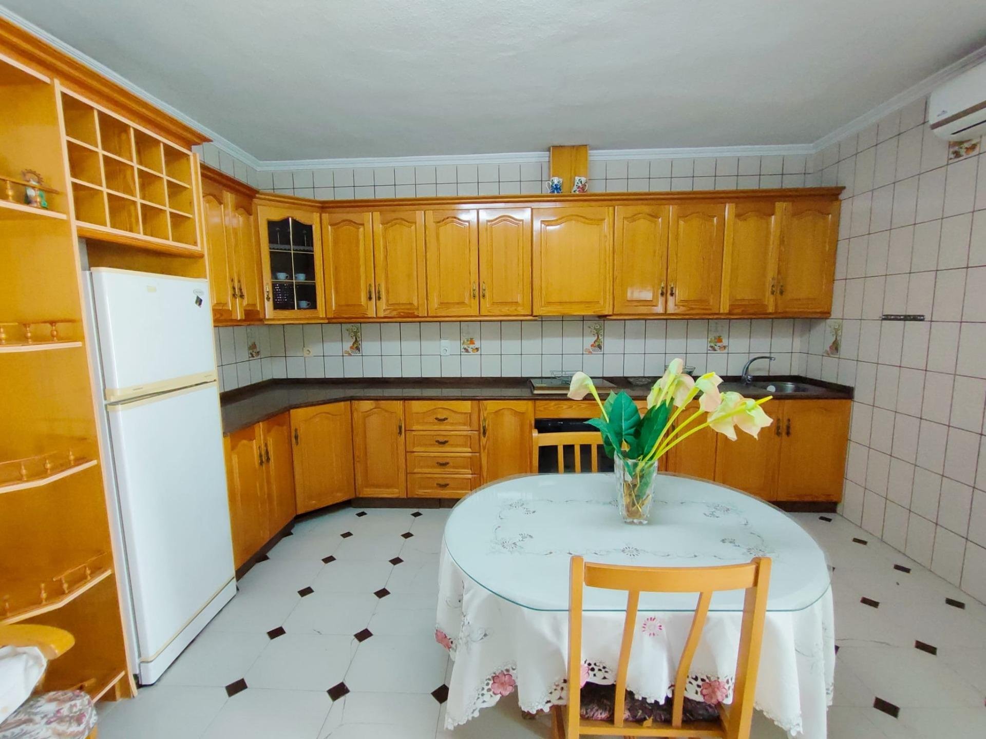 House in Orihuela, Alicante, Spanien 5 Schlafzimmer, 1650 m2 Nr. 93155