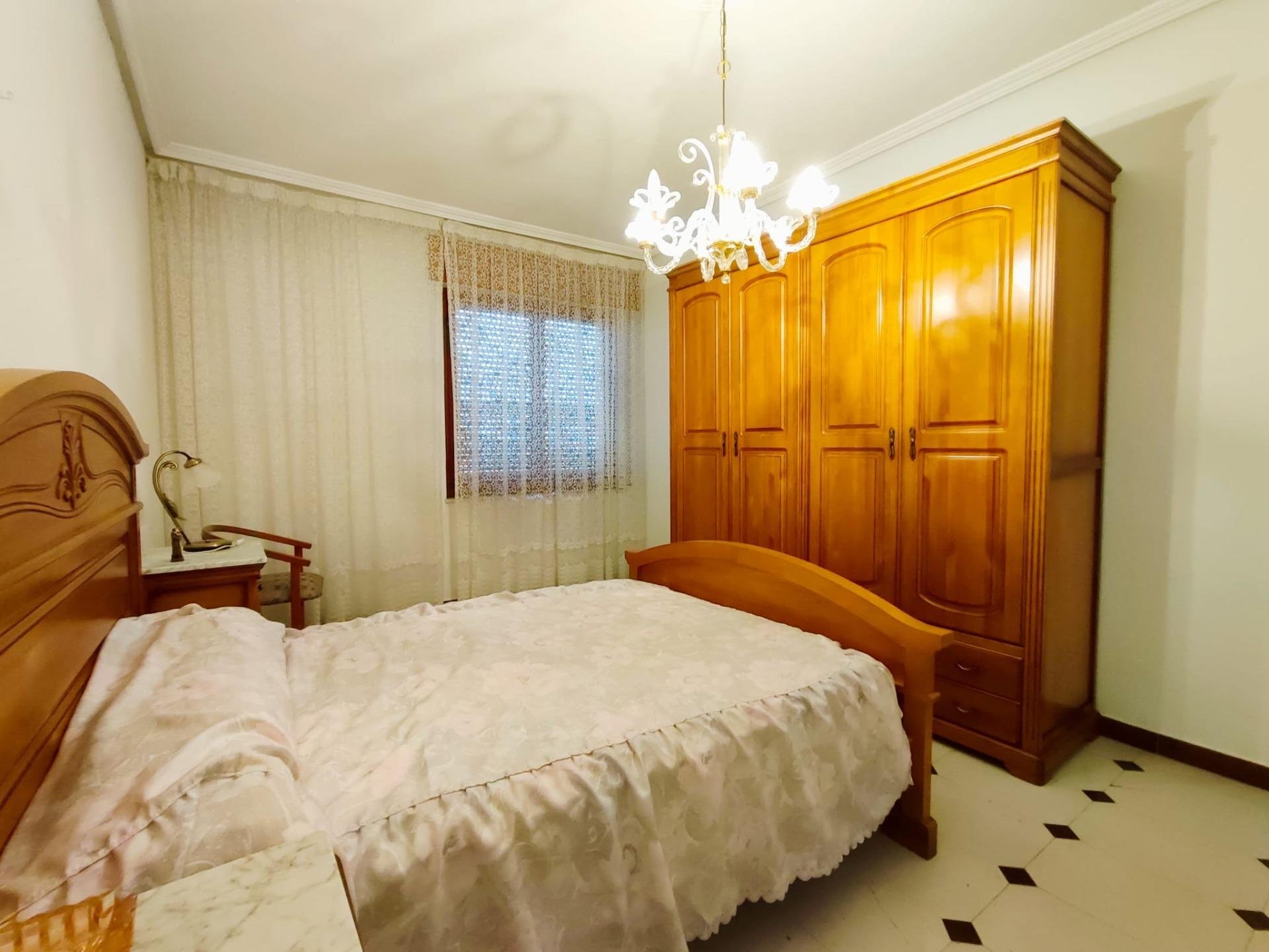 House in Orihuela, Alicante, Spanien 5 Schlafzimmer, 1650 m2 Nr. 93155
