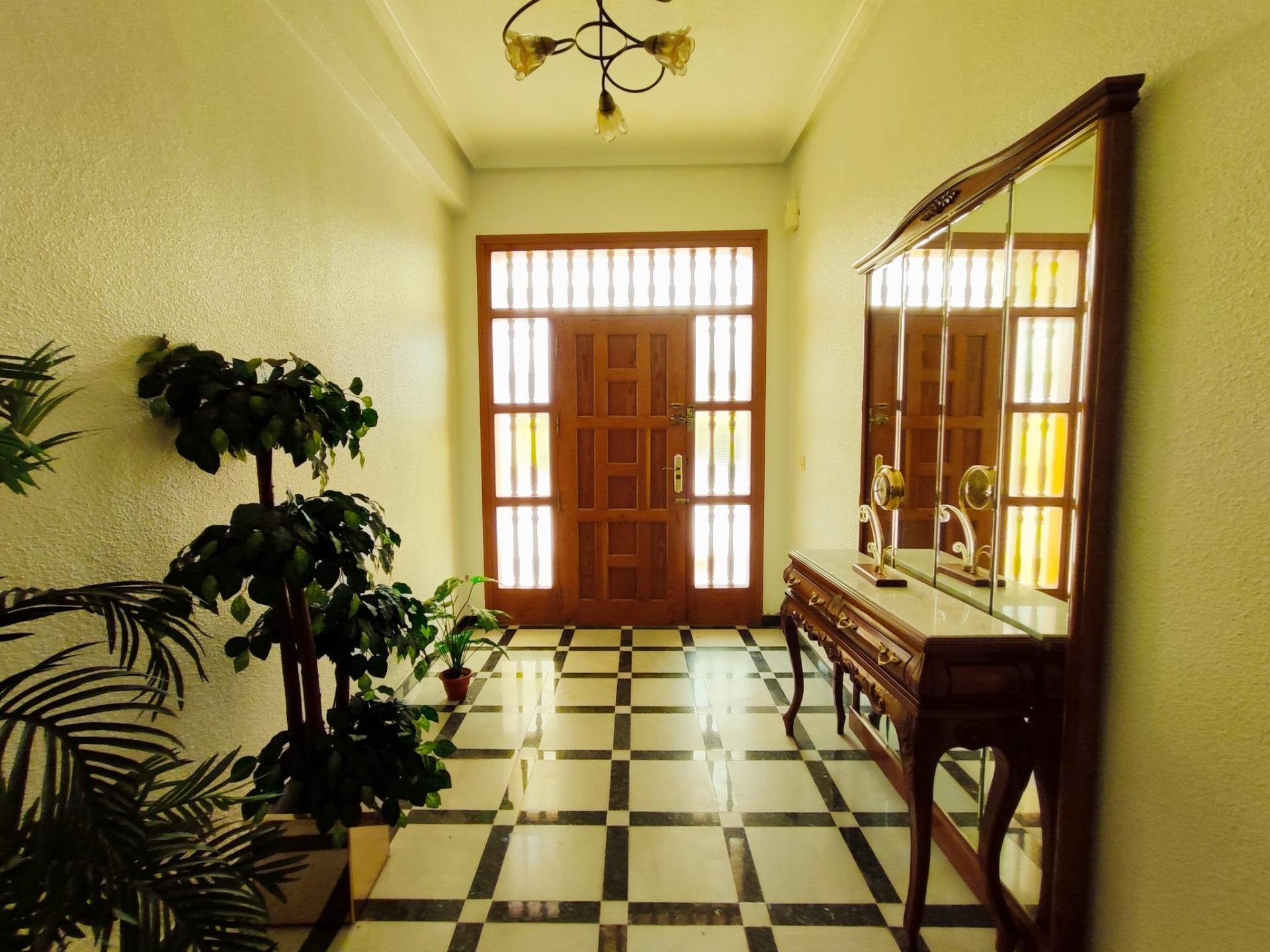 House in Orihuela, Alicante, Spanien 5 Schlafzimmer, 1650 m2 Nr. 93155