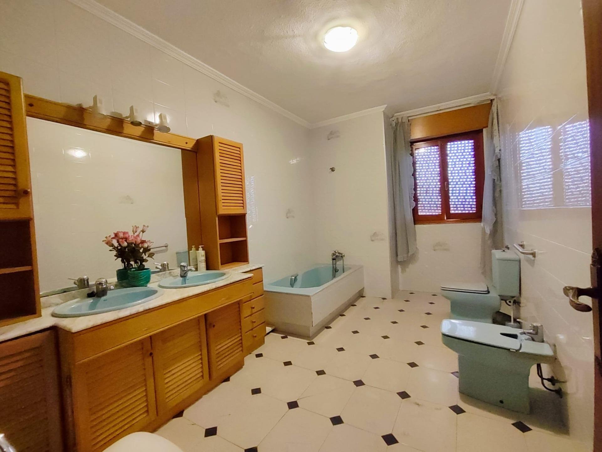 House in Orihuela, Alicante, Spanien 5 Schlafzimmer, 1650 m2 Nr. 93155