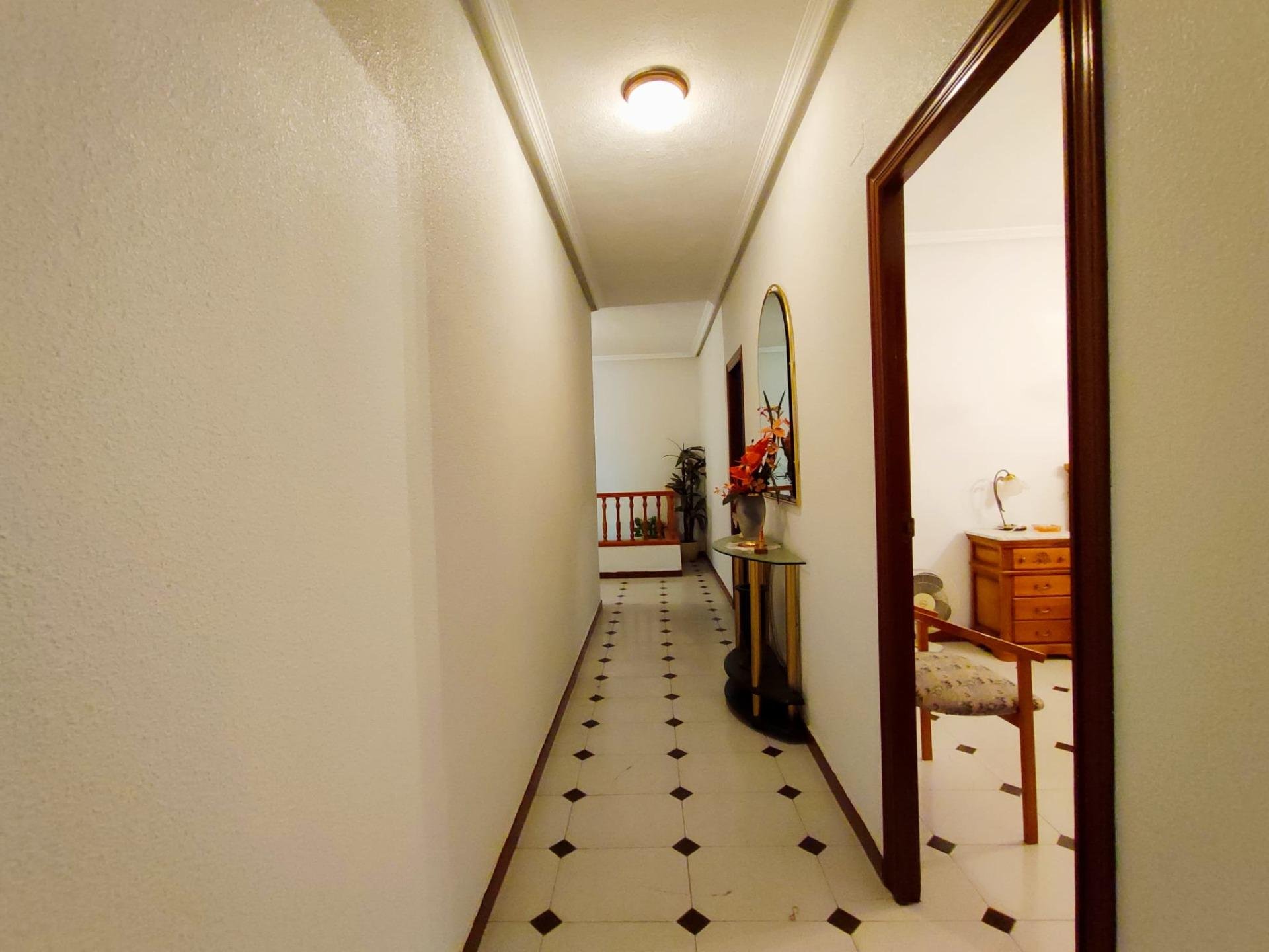 House in Orihuela, Alicante, Spanien 5 Schlafzimmer, 1650 m2 Nr. 93155