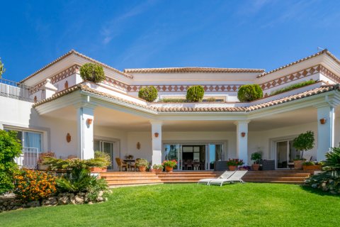 Villa in Benahavis, Malaga, Spain 6 bedrooms, 678 sq.m. No. 99005
