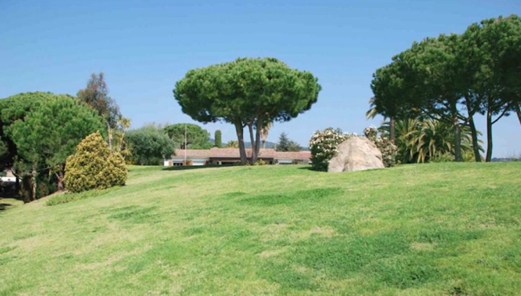 Māja Sant Vicenc De Montalt, Barcelona, Spānijā 4 istabas, 300 m2 Nr. 22437