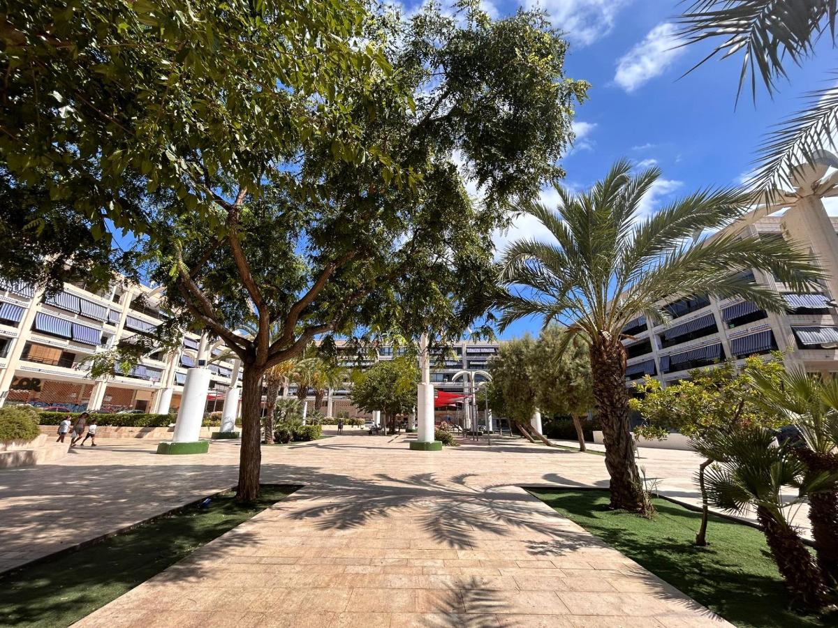 Huoneisto Guardamar del Segura, Alicante, Espanja 2 makuuhuonetta, 64 m2 No. 113096