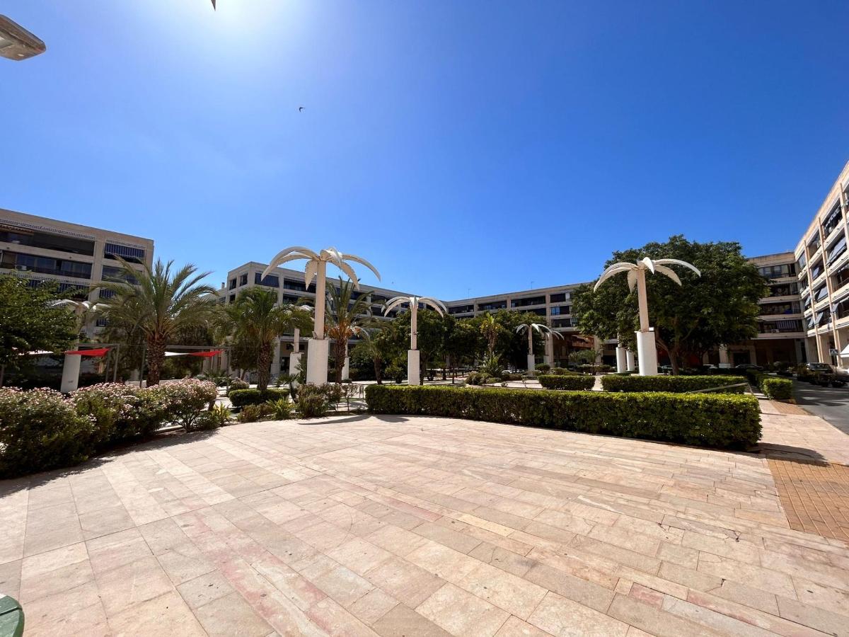 Huoneisto Guardamar del Segura, Alicante, Espanja 2 makuuhuonetta, 64 m2 No. 113096
