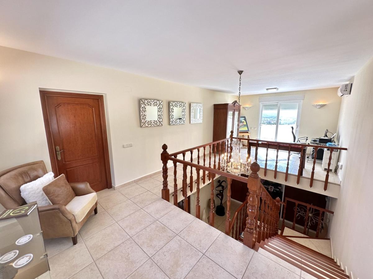 Villa in Javea, Alicante, Spanien 6 Schlafzimmer, 350 m2 Nr. 113094