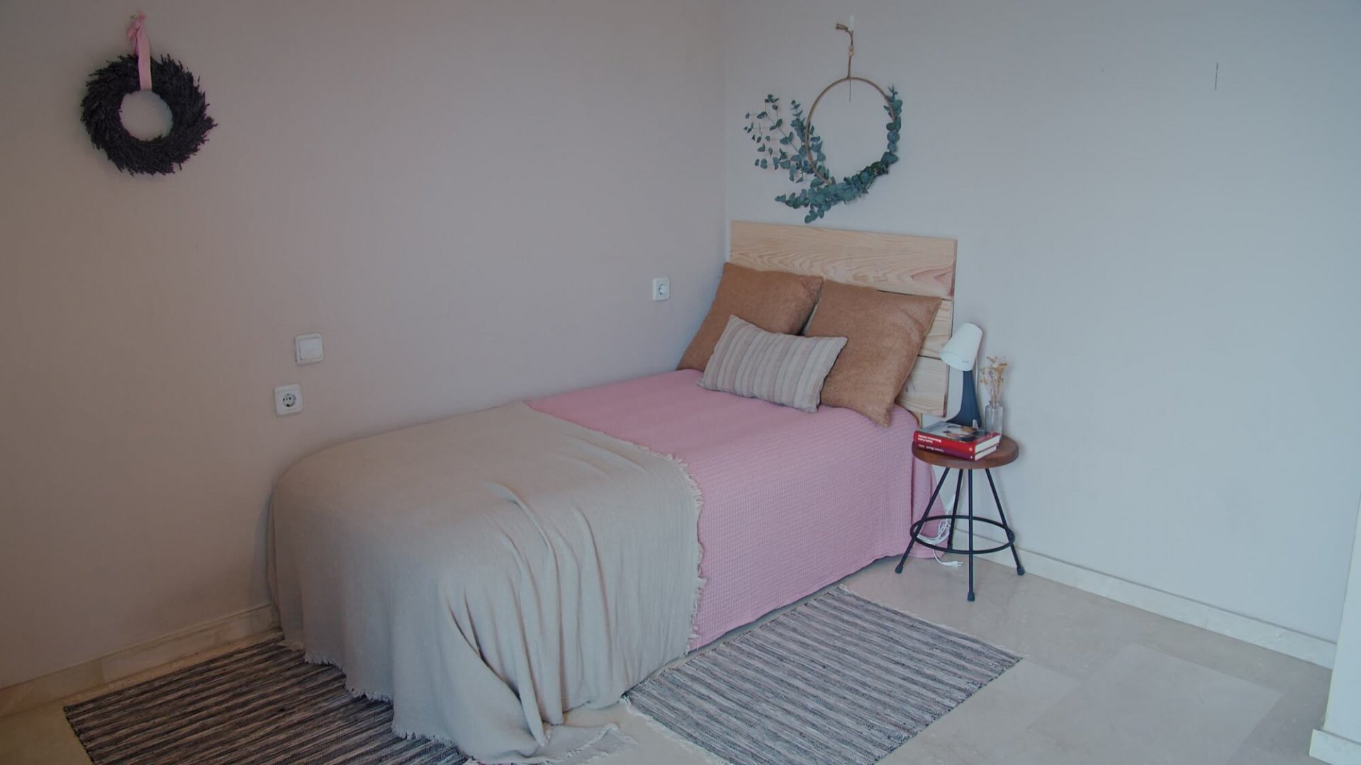 Huoneisto Valencia, Espanja 3 makuuhuonetta, 146 m2 No. 96400