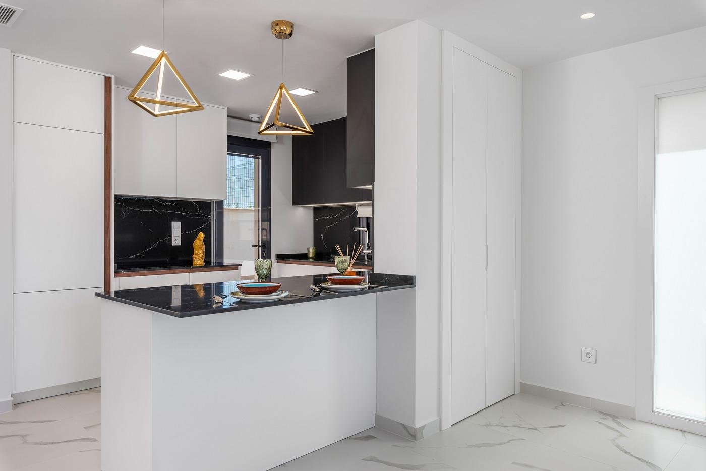 Bungalow en San Miguel de Salinas, Alicante, España 2 dormitorios, 92 m2 No. 109147