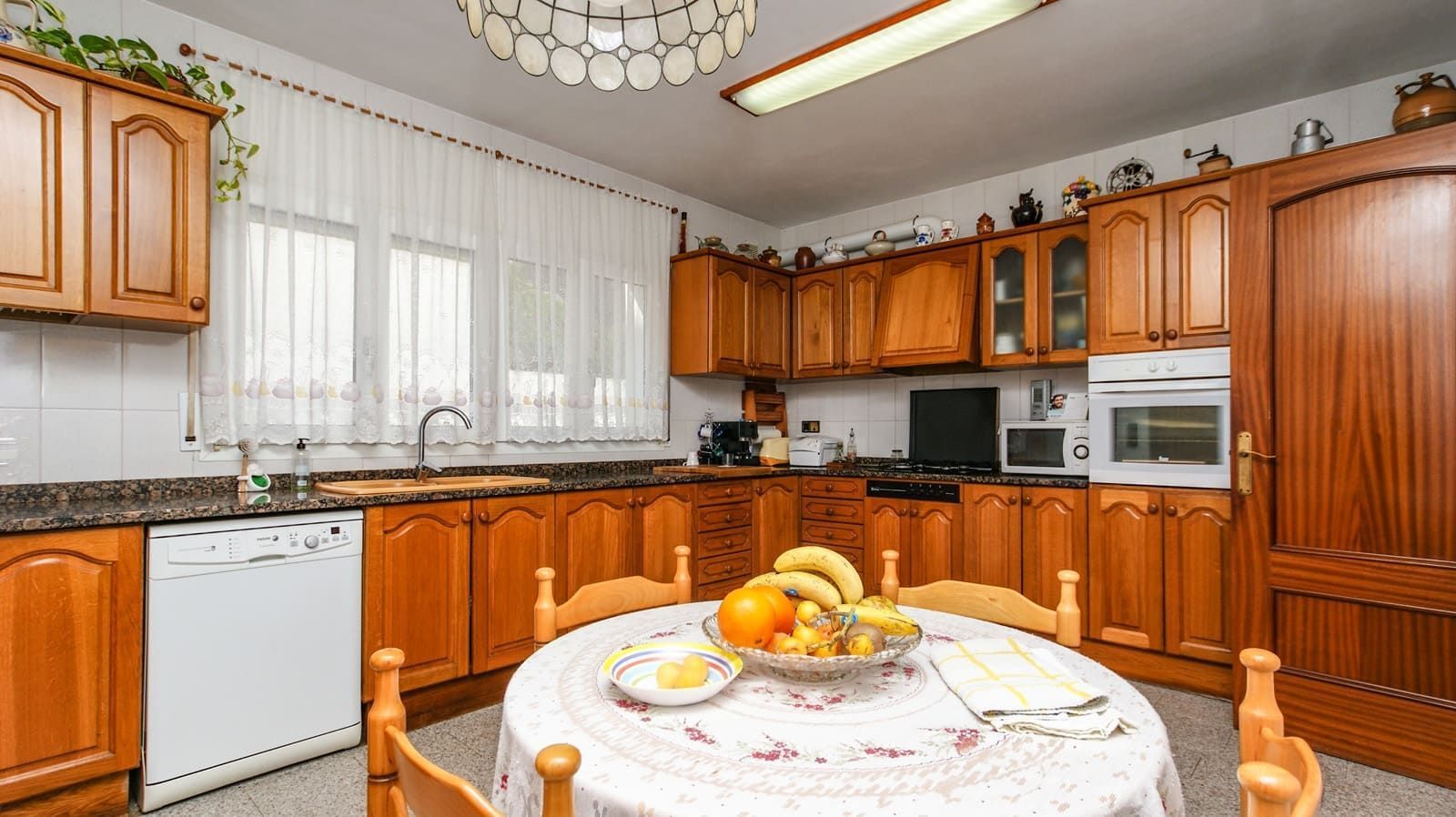 House in Blanes, Girona, Spanien 8 Schlafzimmer, 356 m2 Nr. 23007