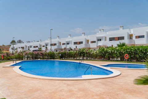 Bungalow in Alicante, Spanien 2 Schlafzimmer, 77 m2 Nr. 112109
