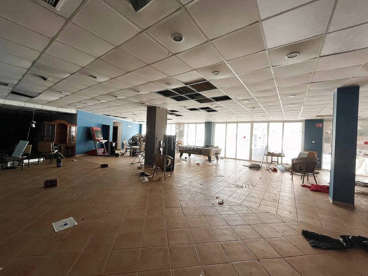 Cafetería / restaurante en Cala'n Bosch, Menorca, España 403 m2 No. 84484