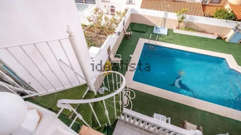 Talo Malaga, Espanja 5 makuuhuonetta, 313 m2 No. 113650