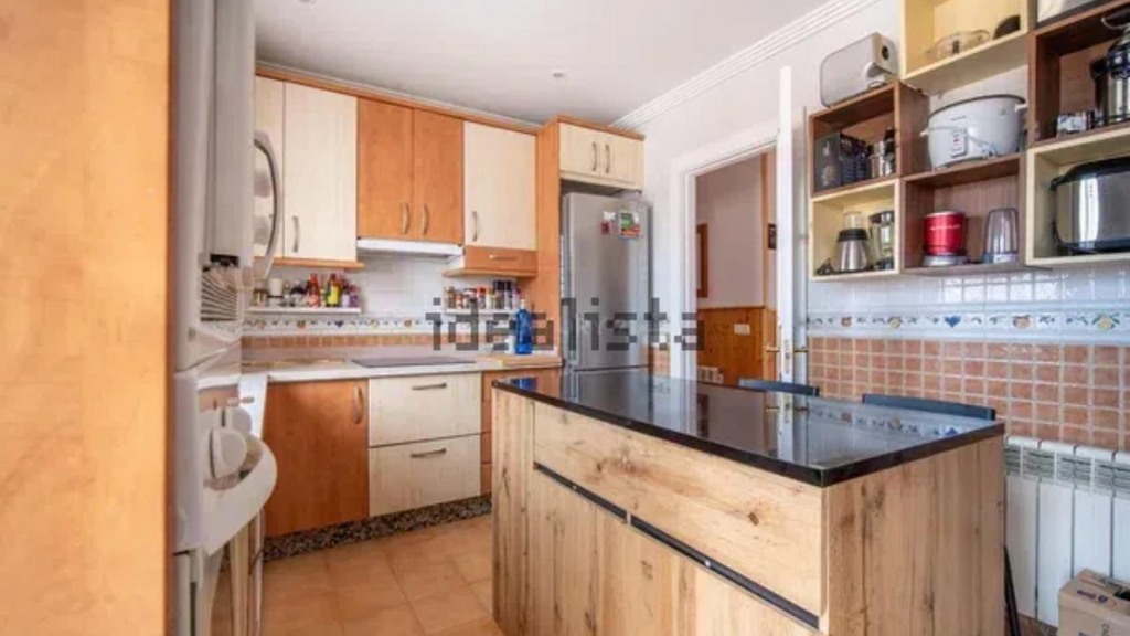 Talo Malaga, Espanja 5 makuuhuonetta, 313 m2 No. 113650