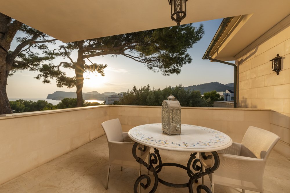 Villa in Peguera, Mallorca, Spain 6 bedrooms, 867 sq.m. No. 109904