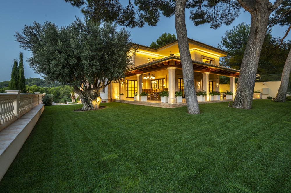 Villa in Peguera, Mallorca, Spain 6 bedrooms, 867 sq.m. No. 109904