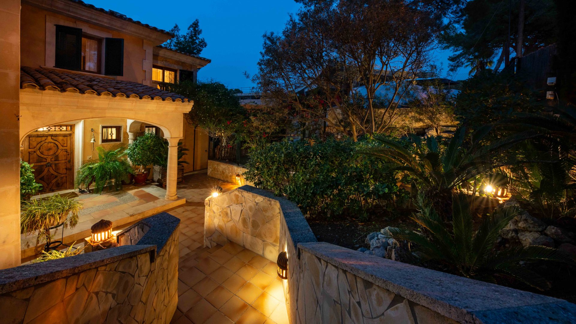 Villa en Bendinat, Mallorca, España 7 dormitorios, 546 m2 No. 111891