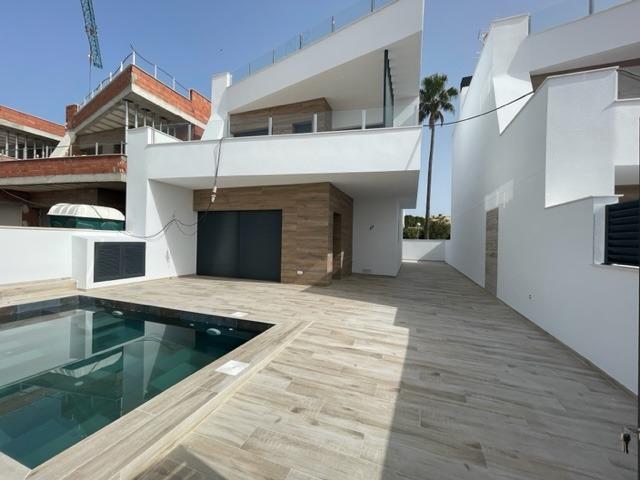 Villa in San Miguel de Salinas, Alicante, Spain 3 bedrooms, 154 sq.m. No. 95969