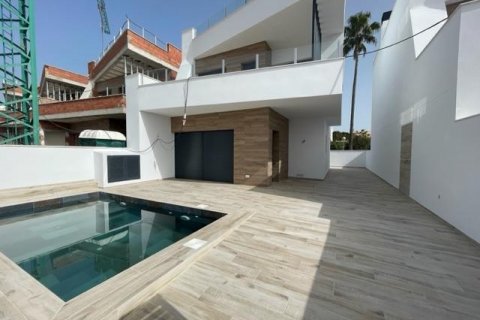 Villa à San Miguel de Salinas, Alicante, Espagne 3 chambres, 154 m2 No. 95969
