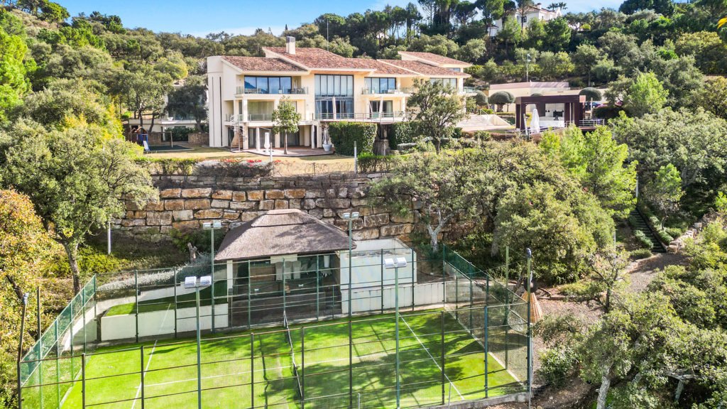 Villa i Benahavis, Malaga, Spanien 9 sovrum, 1306 kvm. Nr. 91895