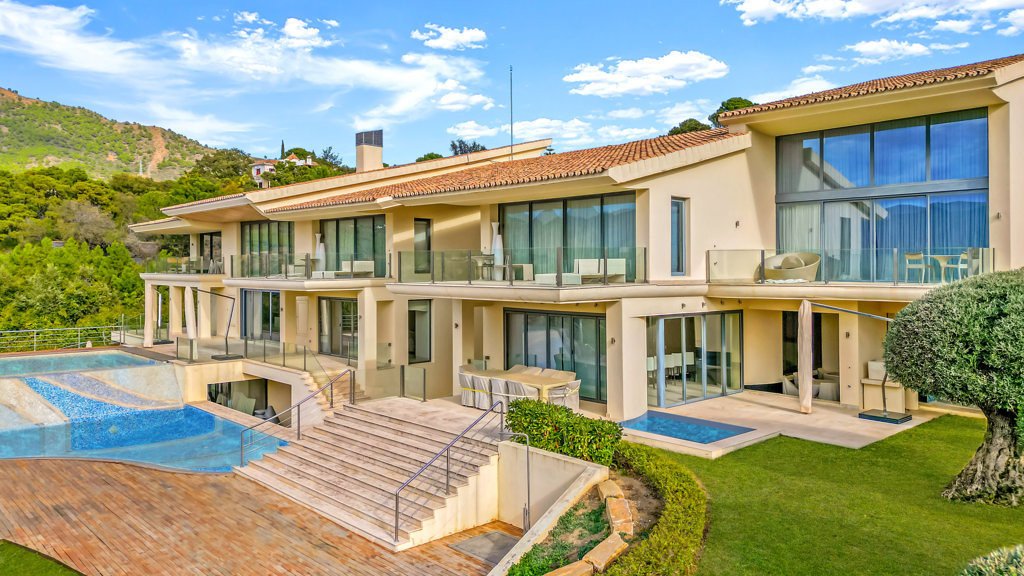 Villa i Benahavis, Malaga, Spanien 9 sovrum, 1306 kvm. Nr. 91895