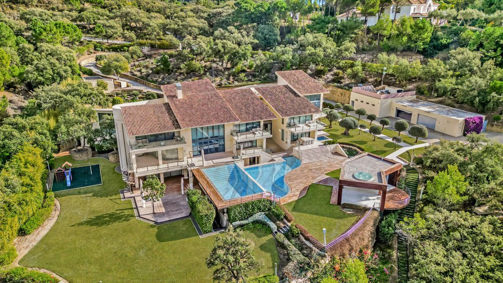 Villa i Benahavis, Malaga, Spanien 9 sovrum, 1306 kvm. Nr. 91895