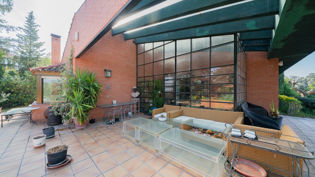 Villa à Madrid, Espagne 6 chambres, 653 m2 No. 107813