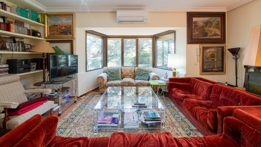 Villa à Madrid, Espagne 6 chambres, 653 m2 No. 107813
