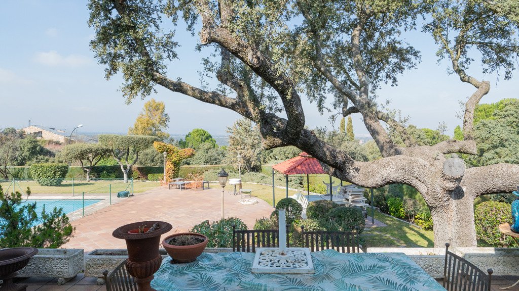 Villa à Madrid, Espagne 6 chambres, 653 m2 No. 107813