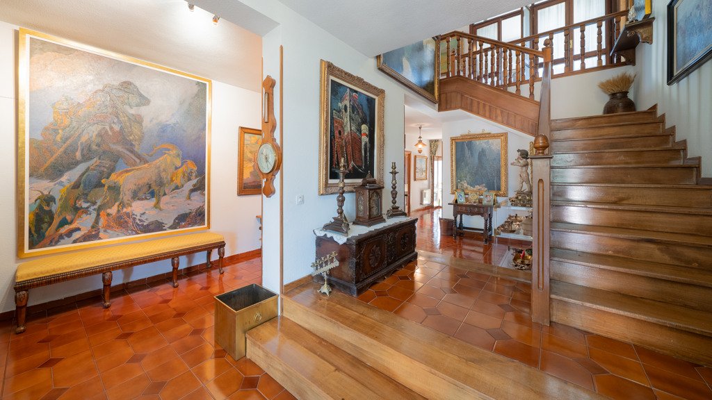 Villa à Madrid, Espagne 6 chambres, 653 m2 No. 107813