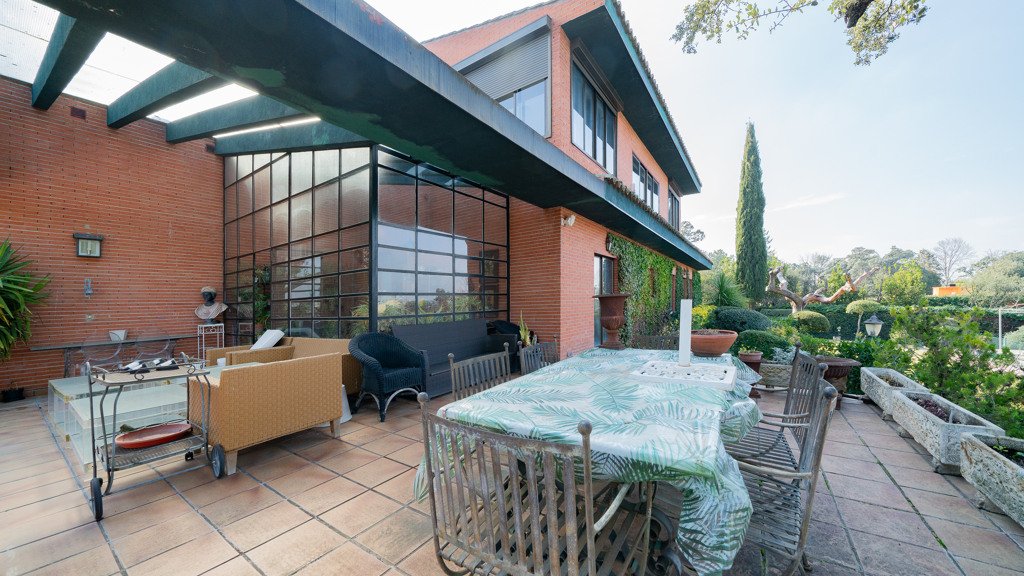 Villa à Madrid, Espagne 6 chambres, 653 m2 No. 107813