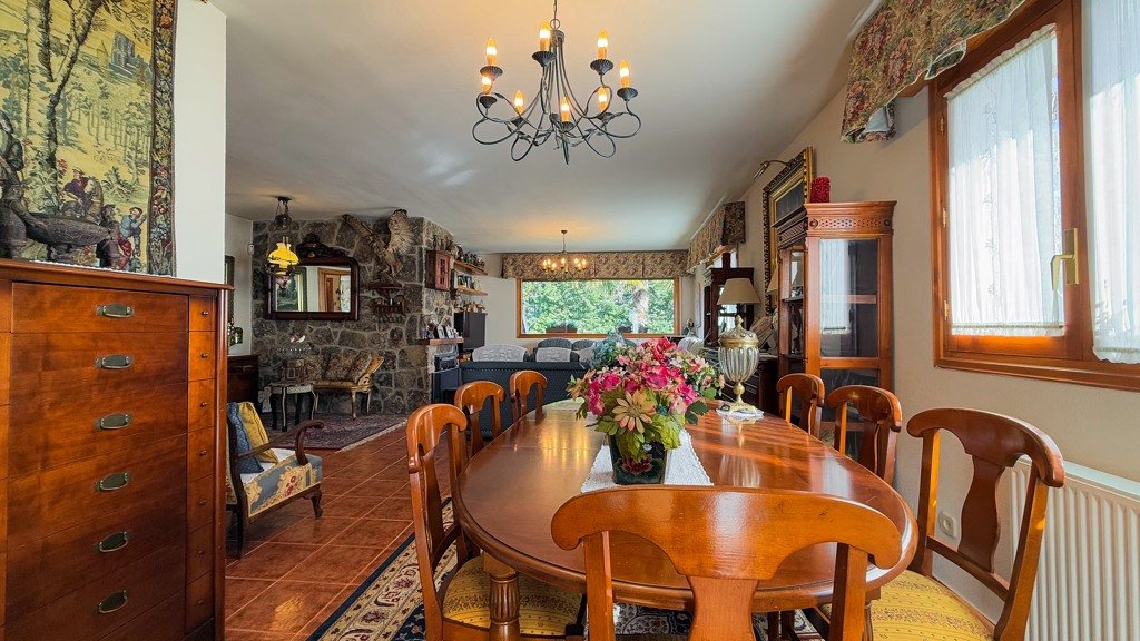 Huvila Navacerrada, Madrid, Espanja 4 makuuhuonetta, 250 m2 No. 107810