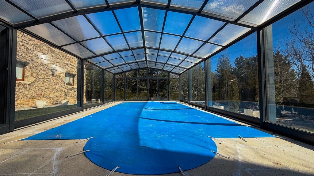 Huvila Navacerrada, Madrid, Espanja 4 makuuhuonetta, 250 m2 No. 107810