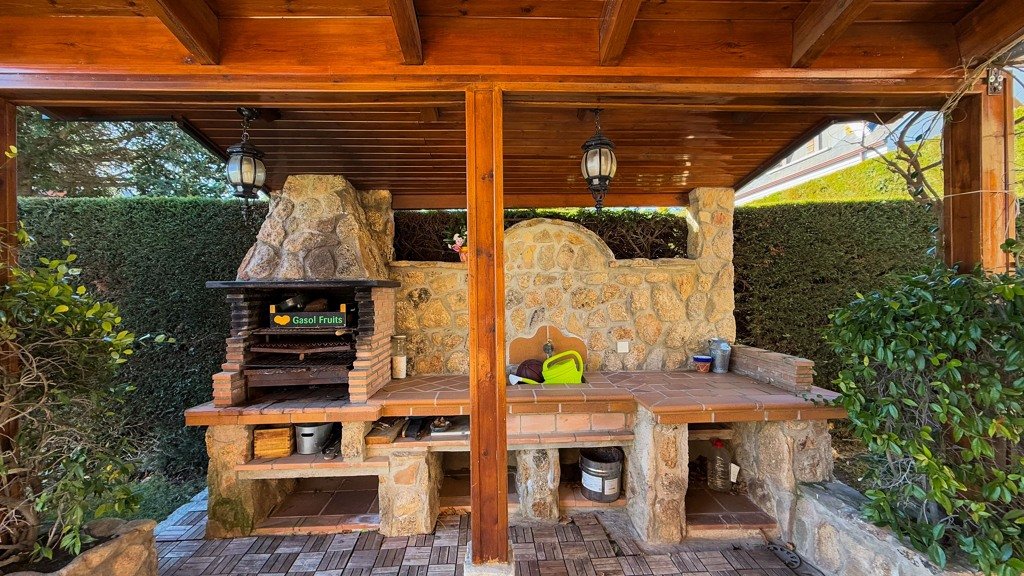 Huvila Navacerrada, Madrid, Espanja 4 makuuhuonetta, 250 m2 No. 107810