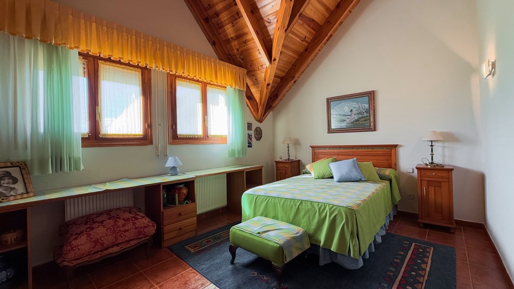 Huvila Navacerrada, Madrid, Espanja 4 makuuhuonetta, 250 m2 No. 107810