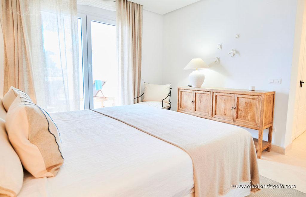 Apartament w Nueva Andalucia, Malaga, Hiszpania 2 sypialnie, 105 mkw. nr 105077