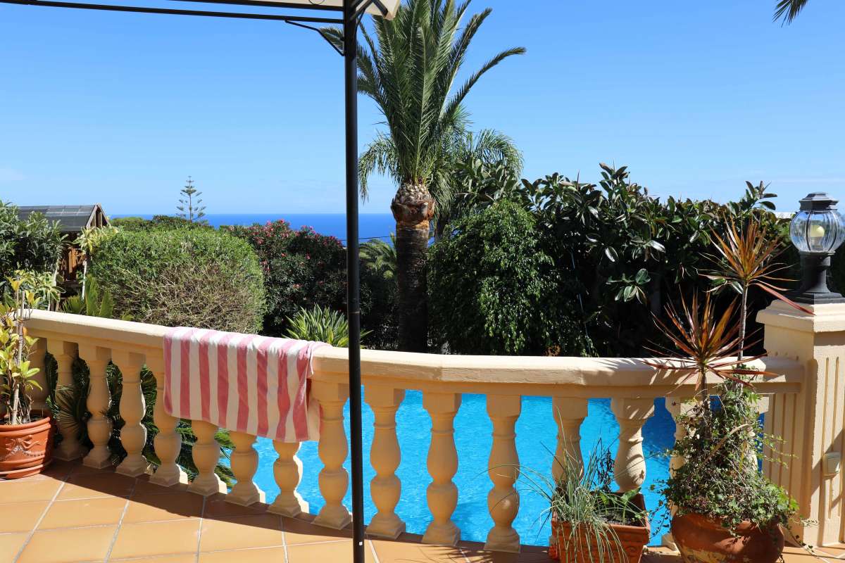 Villa in Javea, Alicante, Spain 5 bedrooms, 410 sq.m. No. 118031