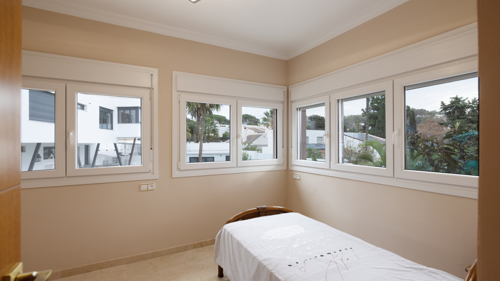 Villa à Malaga, Espagne 7 chambres, 407 m2 No. 107303
