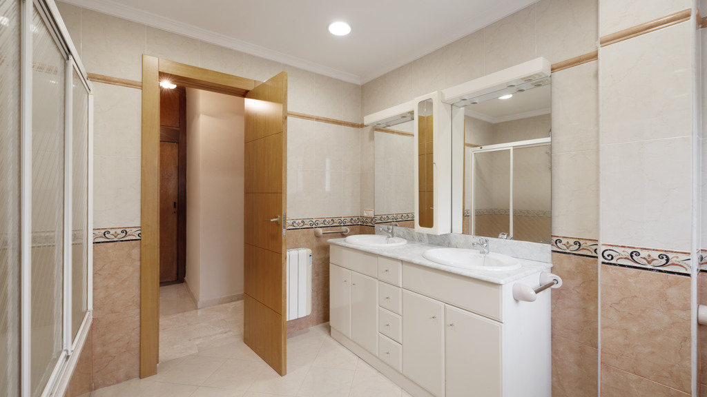 Villa à Malaga, Espagne 7 chambres, 407 m2 No. 107303
