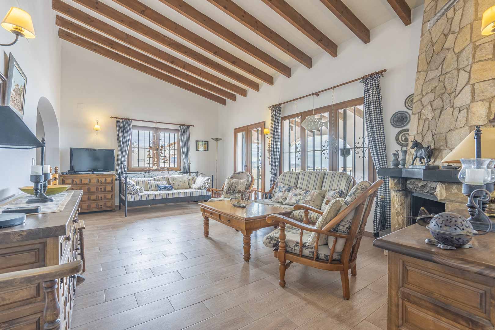 Villa in Pego, Alicante, Spain 5 bedrooms, 307 sq.m. No. 93137