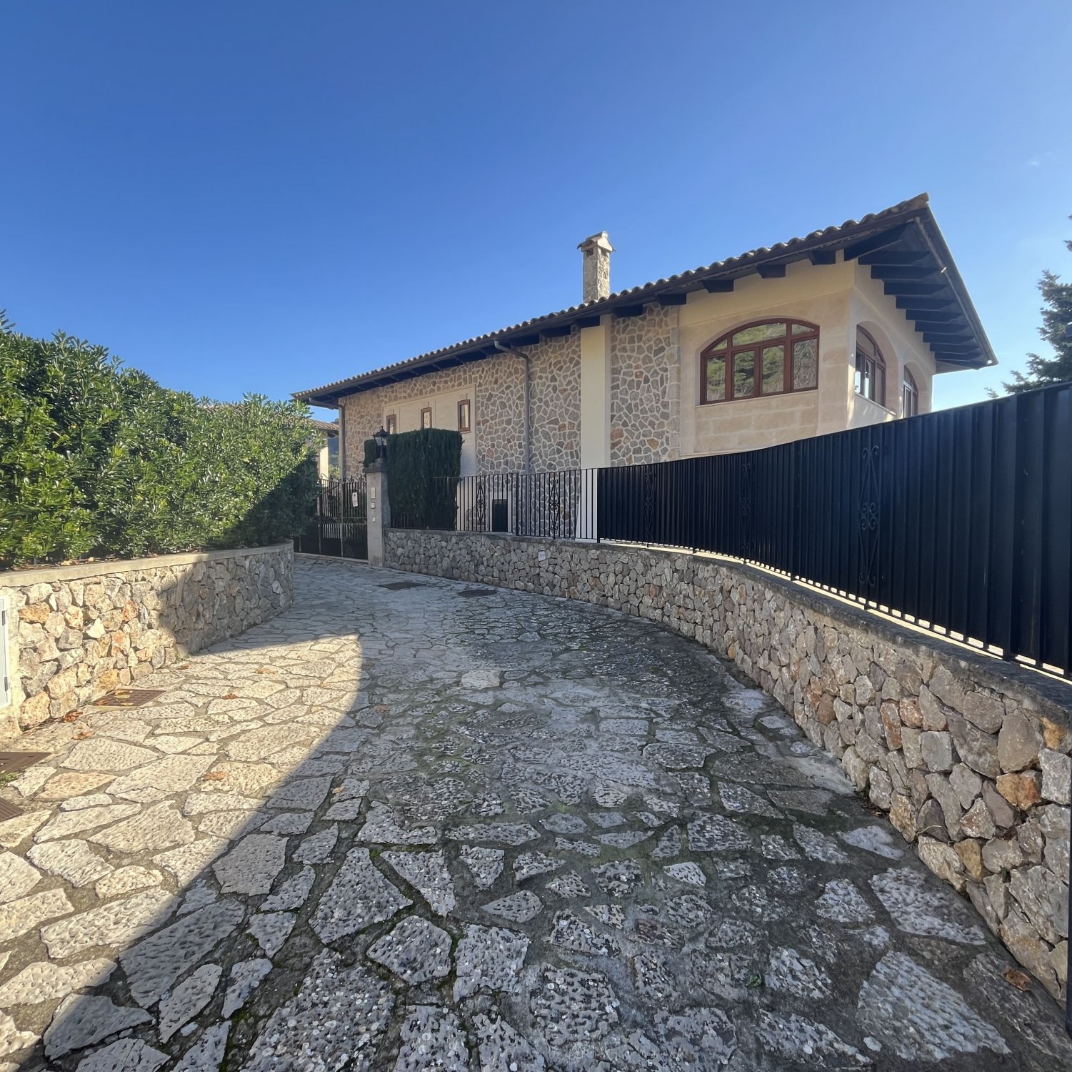 Villa a Valldemosa, Mallorca, Spagna 4 camere da letto, 320 mq. N° 111886