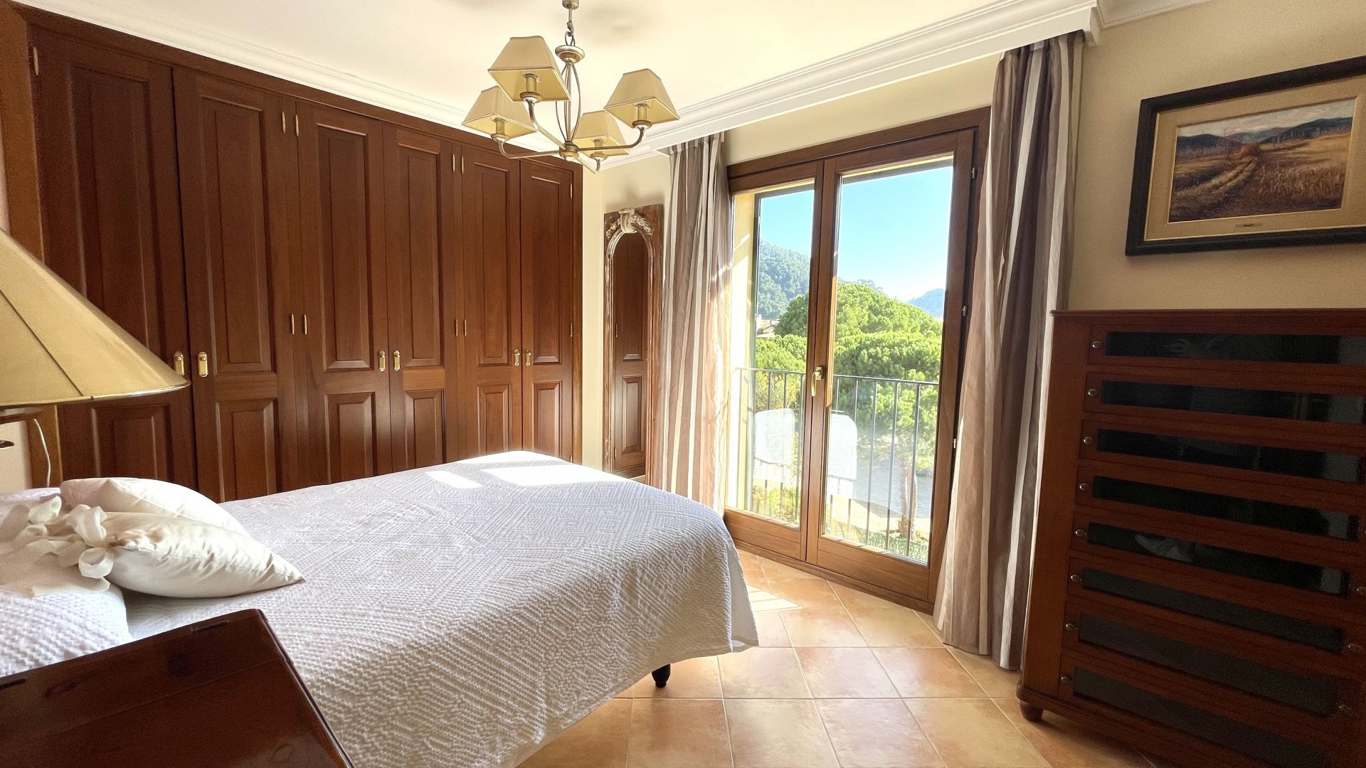Villa a Valldemosa, Mallorca, Spagna 4 camere da letto, 320 mq. N° 111886