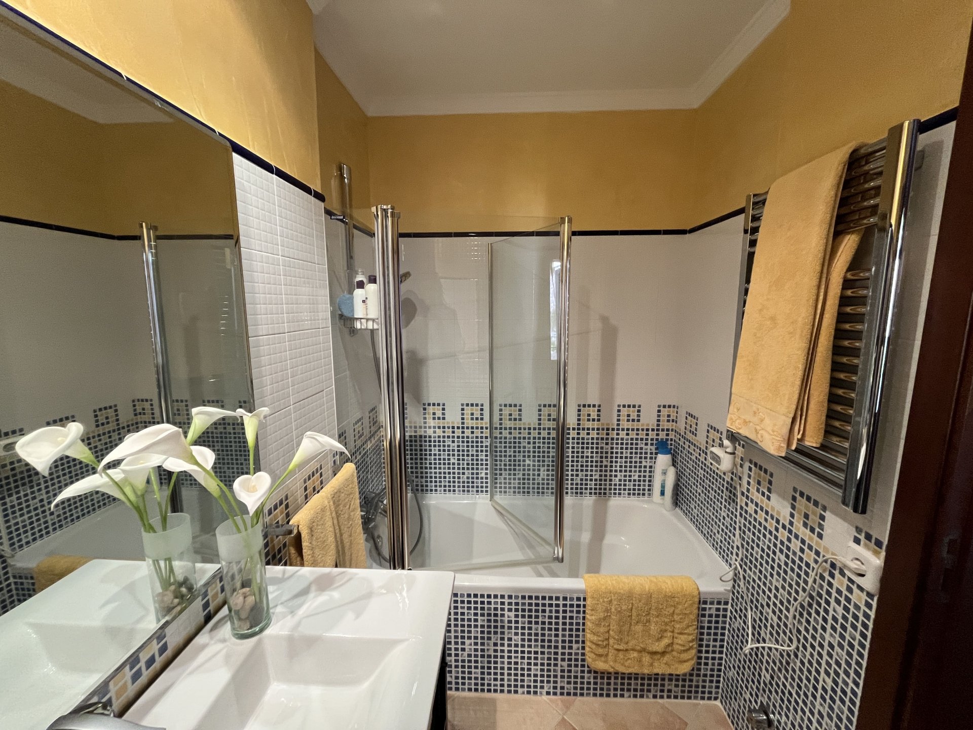 Villa a Valldemosa, Mallorca, Spagna 4 camere da letto, 320 mq. N° 111886