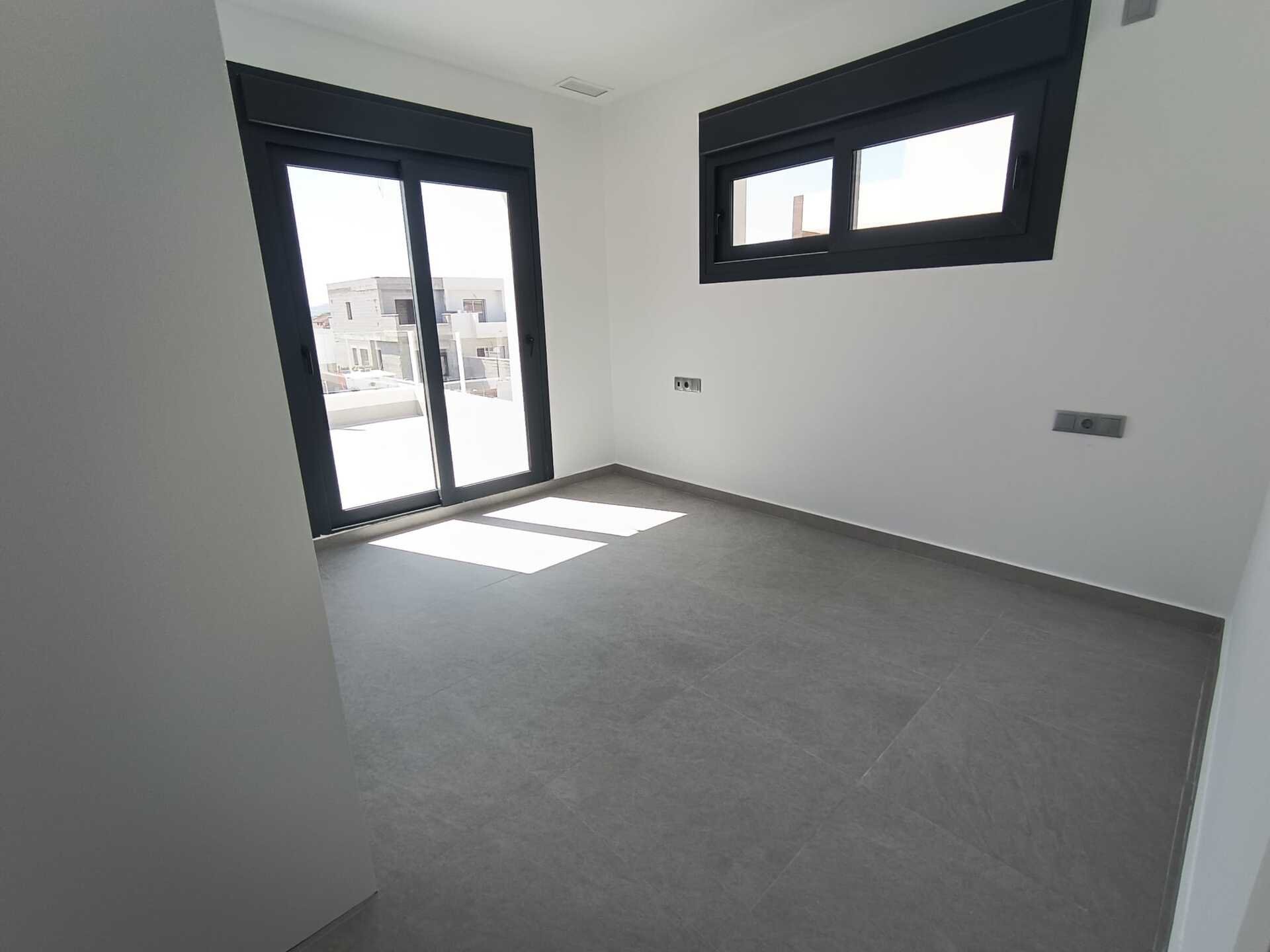 Villa à Daya Nueva, Alicante, Espagne 3 chambres, 96 m2 No. 110051