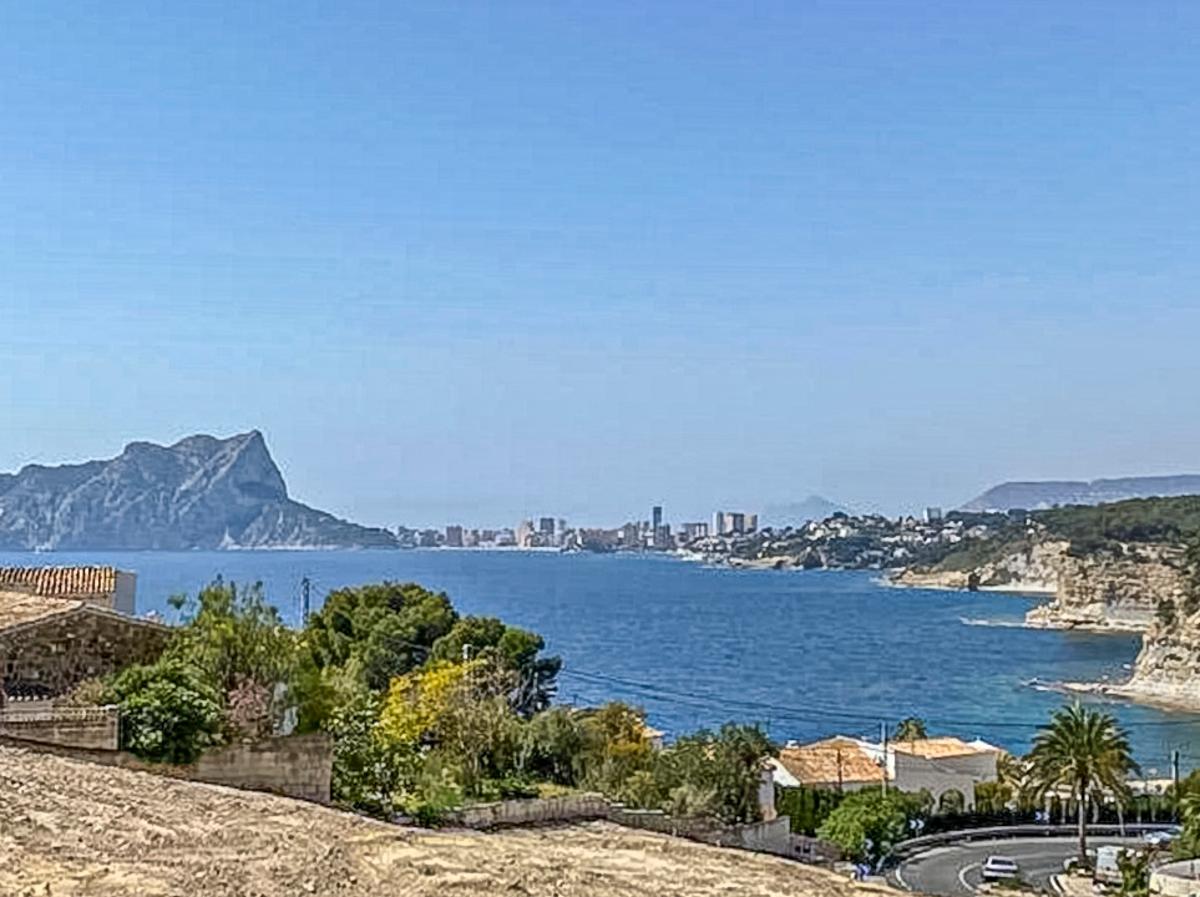 Villa in Benissa, Alicante, Spain 4 bedrooms, 383 sq.m. No. 82249